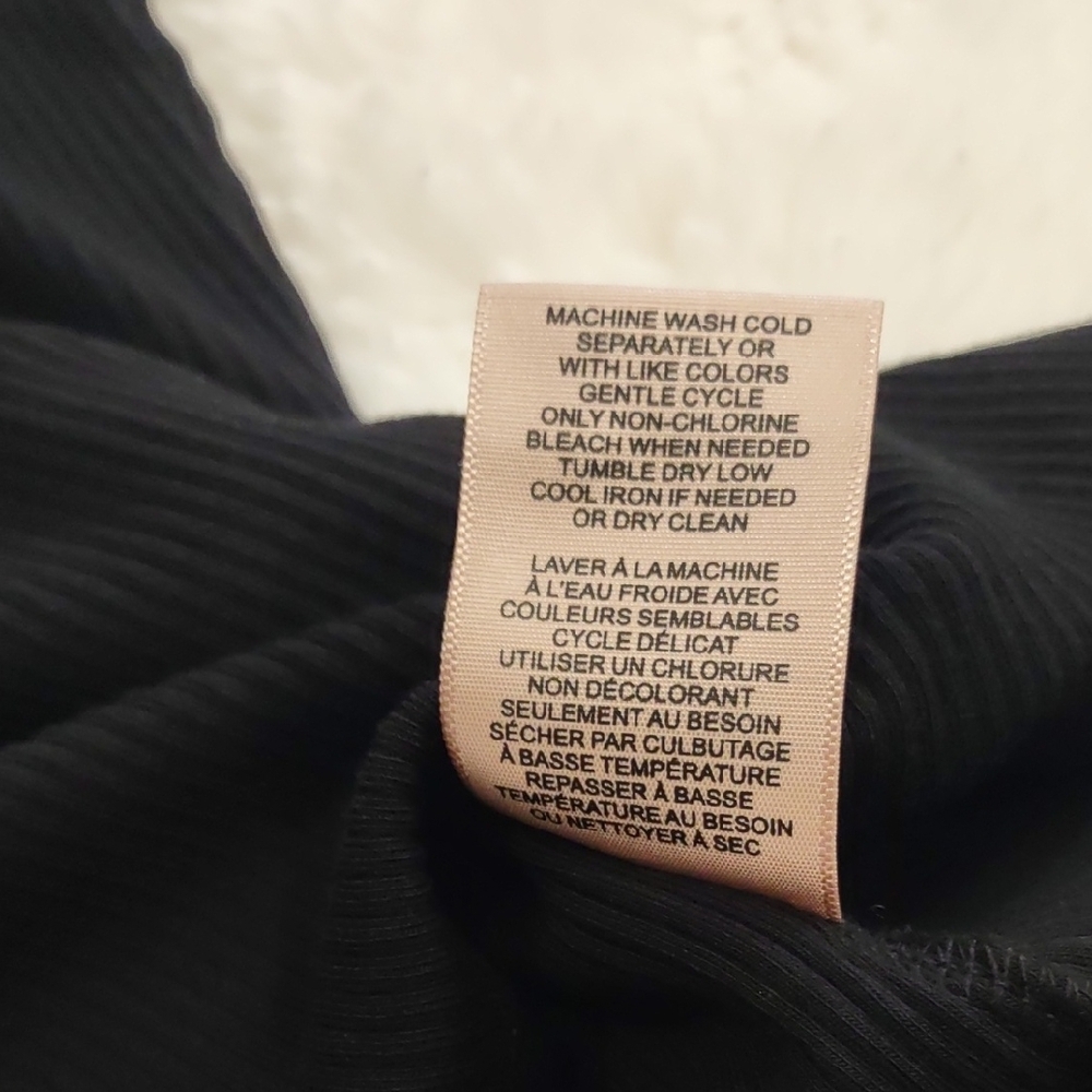 Philosophy Black Sleeveless Top - Picture 15 of 15